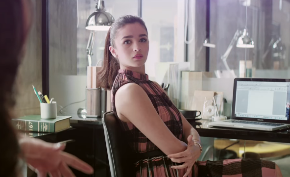 Alia Bhatt Brand Endorsements Brand Ambassador 2017 Make My Trip.png