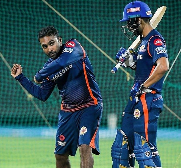 IPL Mumbai Indians Logo Team Jersey Brand Endorsements Partner Sponsor Taiwan