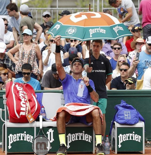 French Open Rolang Garros RG Partners Sponsors Brand Associations Logos On Field Advertising Marketing Perrier