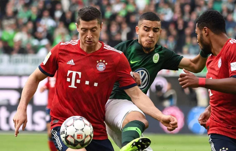 Shirt sponsors logo jersey brand most popular football clubs England Europe Spain Bayern Munich Deutsche Telekom
