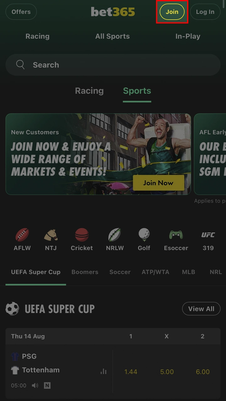 Click on the button to start registration at the top of the Bet365 page.